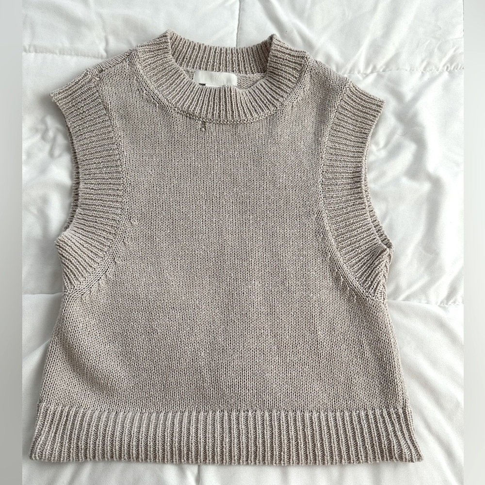 H&M Knit Sweater Vest